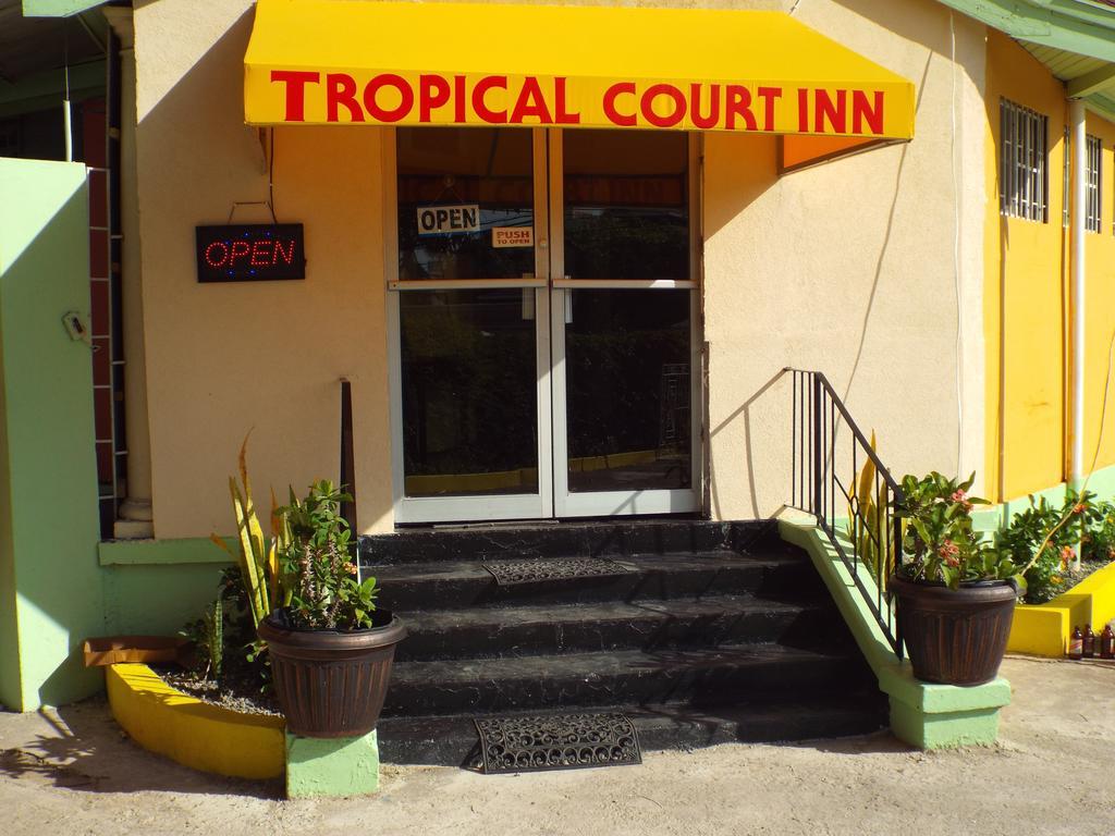Tropical Court Inn New Kingston Dış mekan fotoğraf